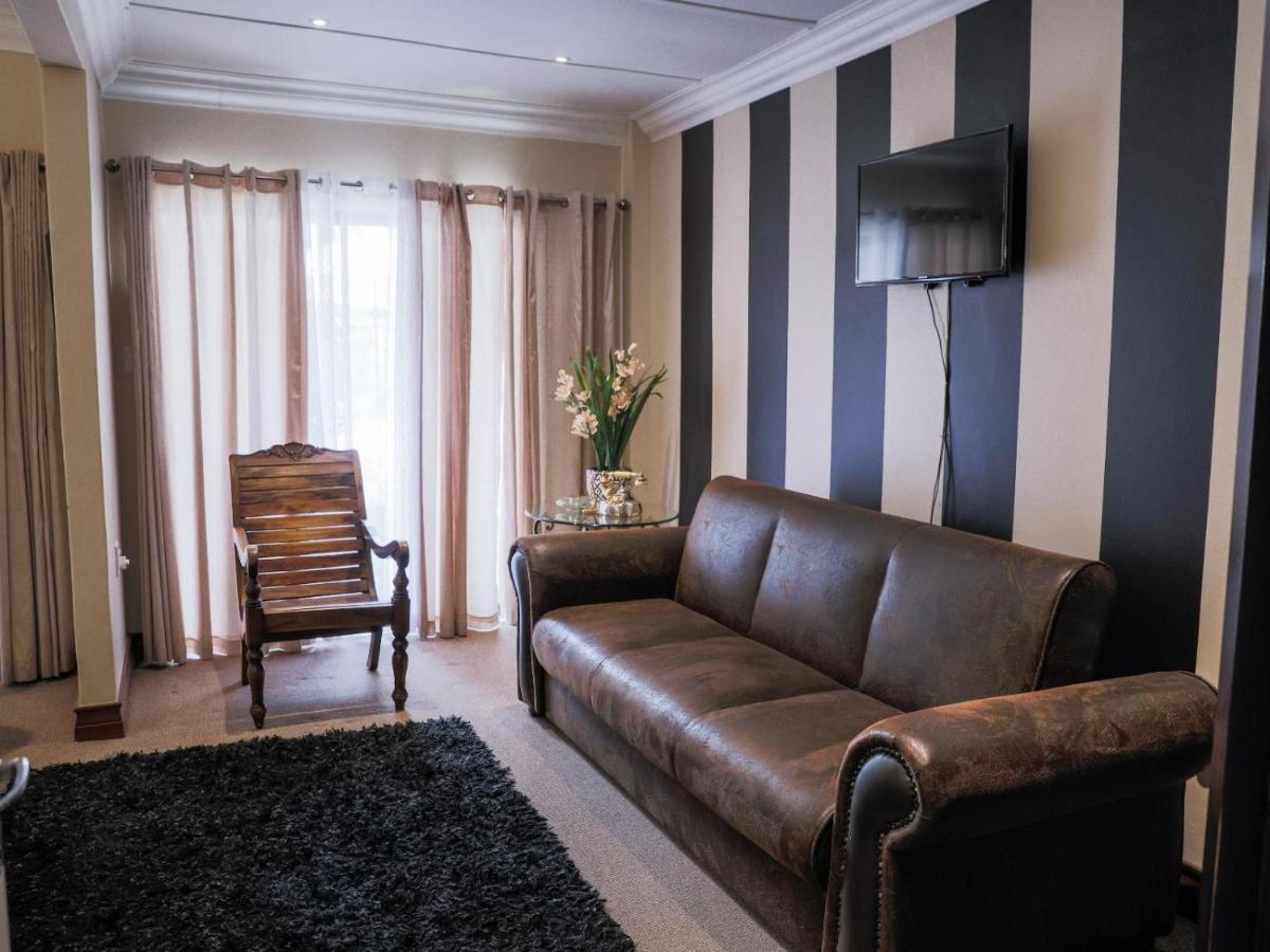 Tuscan Rose Otel Rooidam Dış mekan fotoğraf